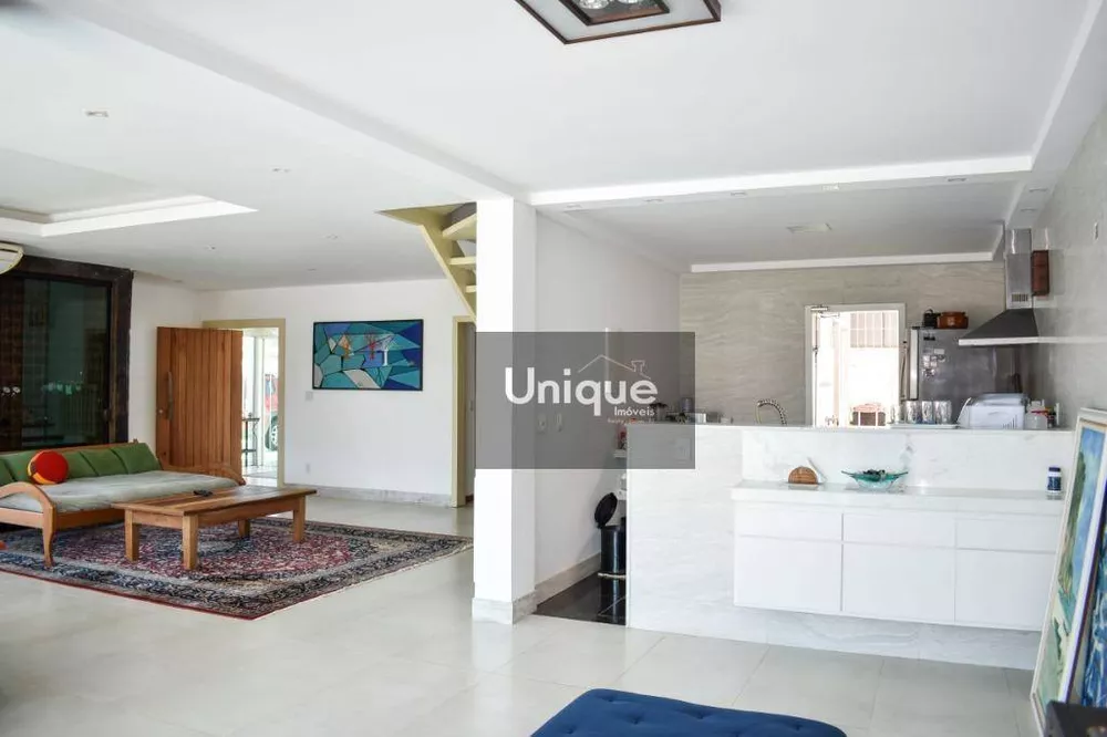 Casa, 5 quartos, 220 m² - Foto 11