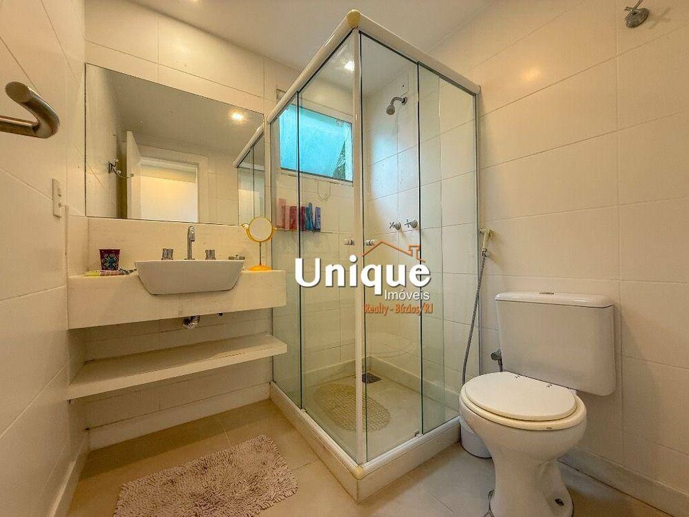 Casa de Condomínio à venda com 4 quartos, 250m² - Foto 4