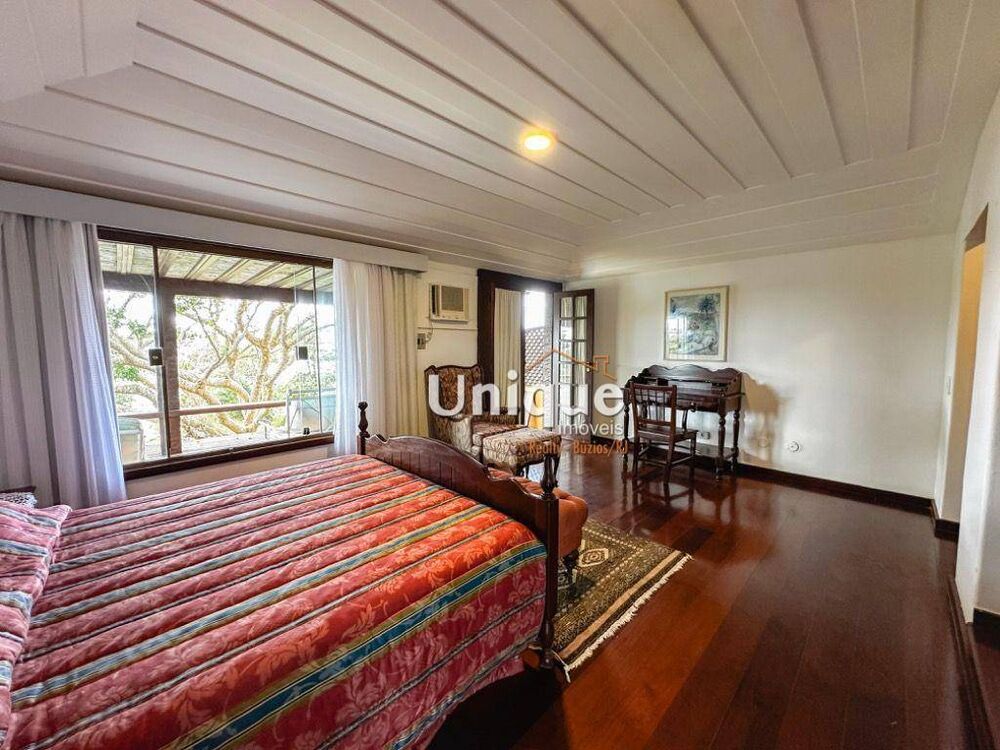 Casa à venda com 5 quartos, 600m² - Foto 6