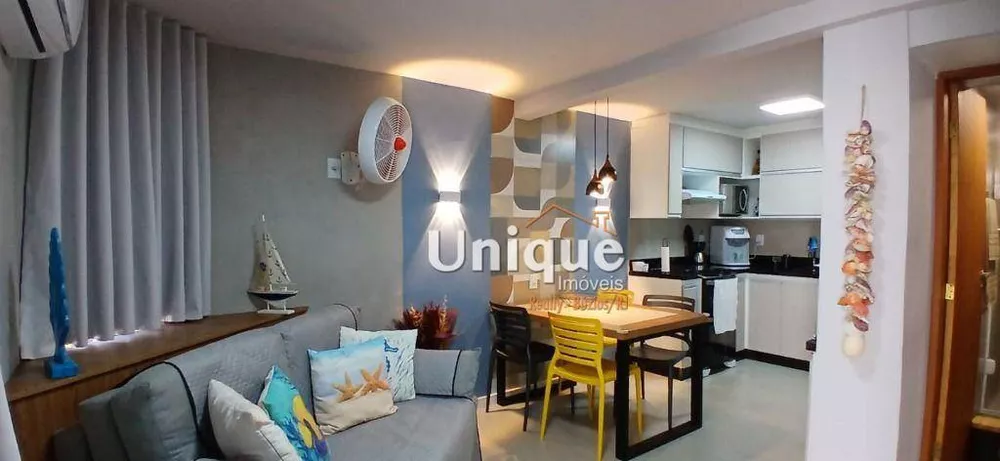 Apartamento à venda com 2 quartos, 70m² - Foto 1