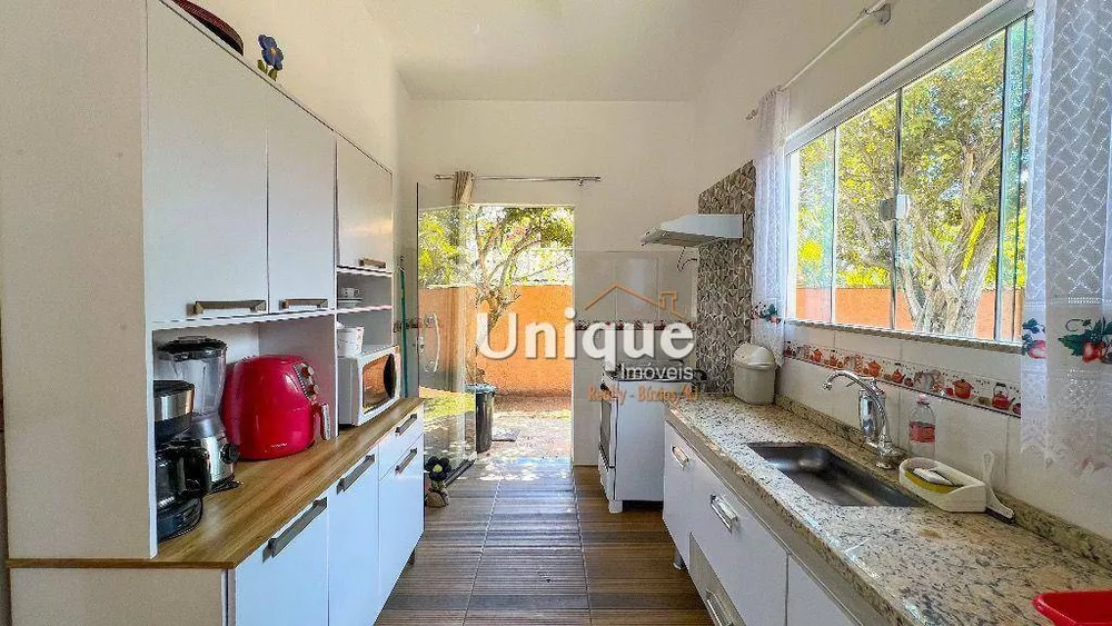 Casa, 4 quartos, 250 m² - Foto 33