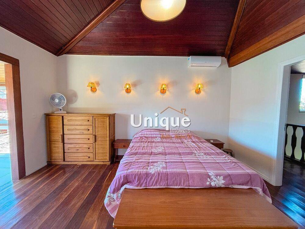 Casa, 4 quartos, 220 m² - Foto 44