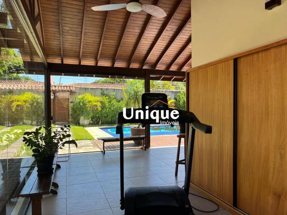 Casa, 6 quartos, 237 m² - Foto 6