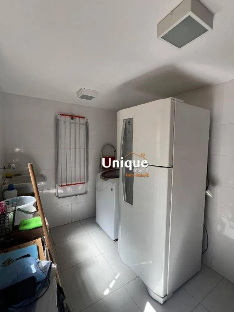 Casa, 6 quartos, 237 m² - Foto 14