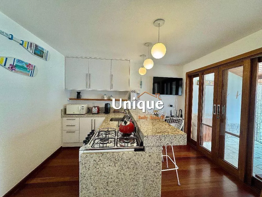 Casa, 4 quartos, 244 m² - Foto 29