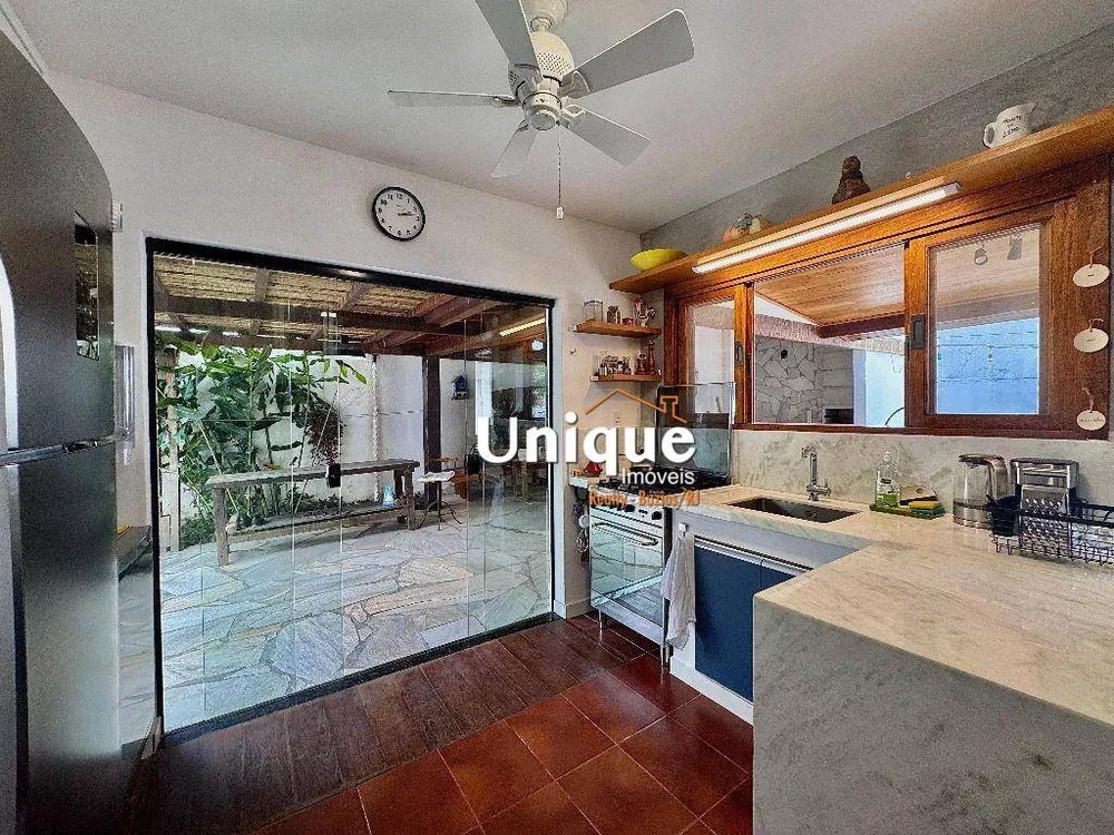 Casa, 4 quartos, 244 m² - Foto 8