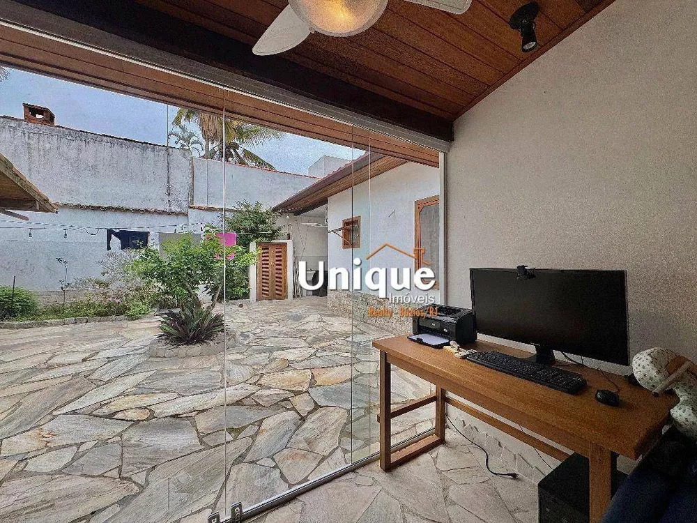 Casa, 4 quartos, 244 m² - Foto 40