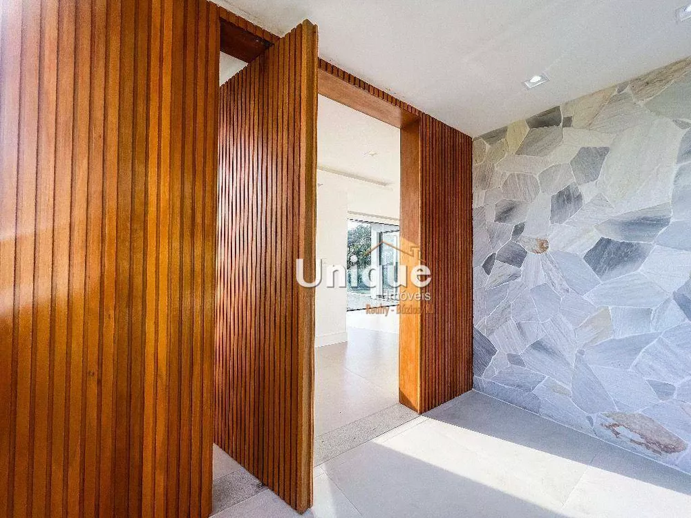 Casa, 5 quartos, 680 m² - Foto 2