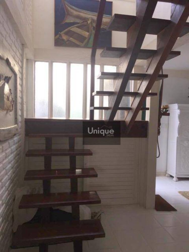 Casa de Condomínio à venda com 3 quartos, 110m² - Foto 4