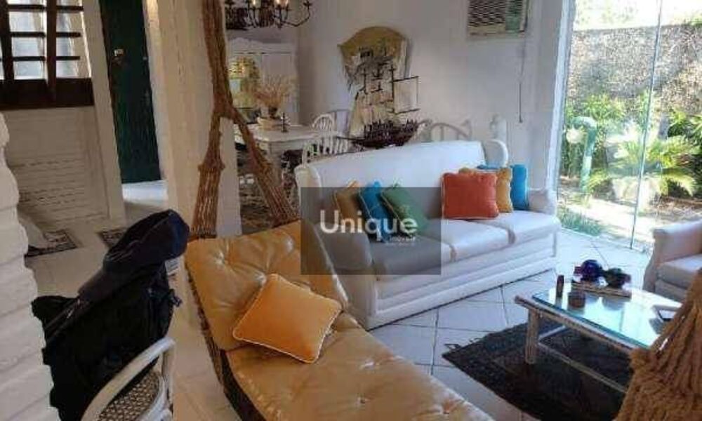 Casa de Condomínio à venda com 3 quartos, 110m² - Foto 1
