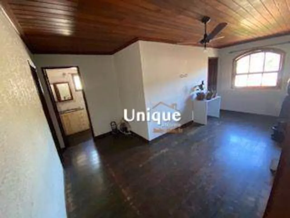 Casa, 6 quartos, 268 m² - Foto 11