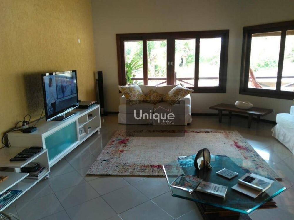 Casa, 4 quartos, 288 m² - Foto 2