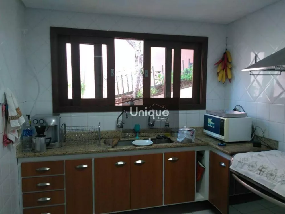 Casa, 4 quartos, 288 m² - Foto 22