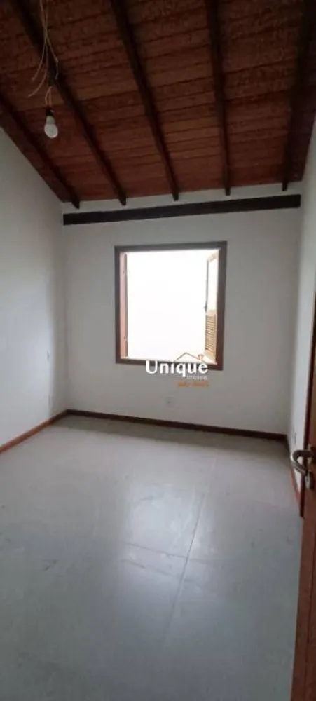 Casa, 3 quartos, 147 m² - Foto 2