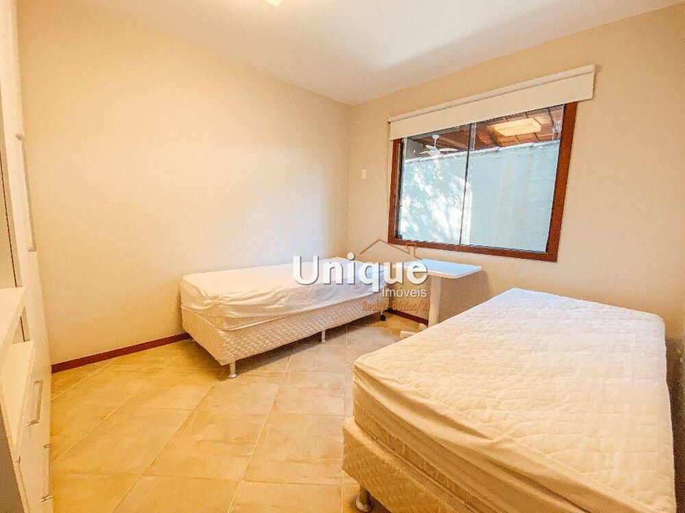 Casa de Condomínio à venda com 4 quartos, 240m² - Foto 6