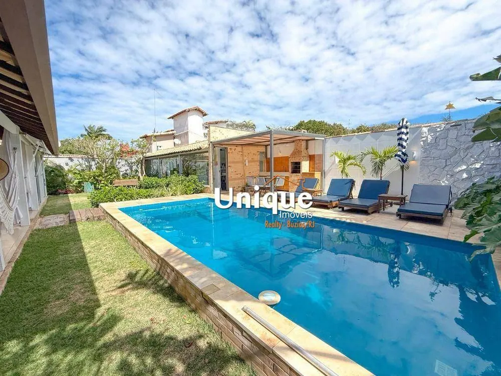 Casa, 5 quartos, 300 m² - Foto 1