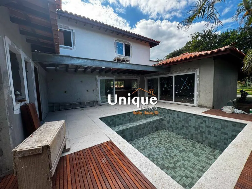 Casa, 4 quartos, 260 m² - Foto 1