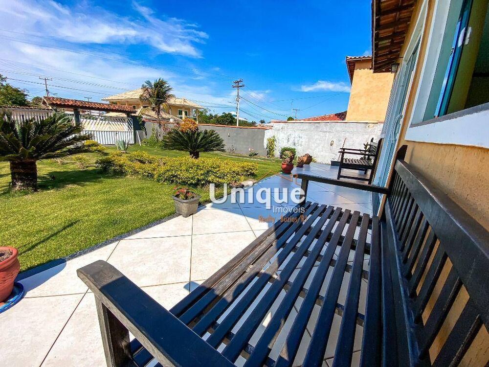 Casa de Condomínio à venda com 3 quartos, 150m² - Foto 1