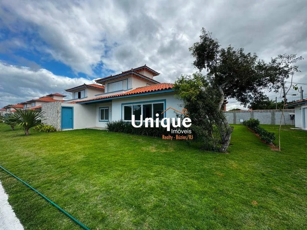 Casa, 4 quartos, 260 m² - Foto 1