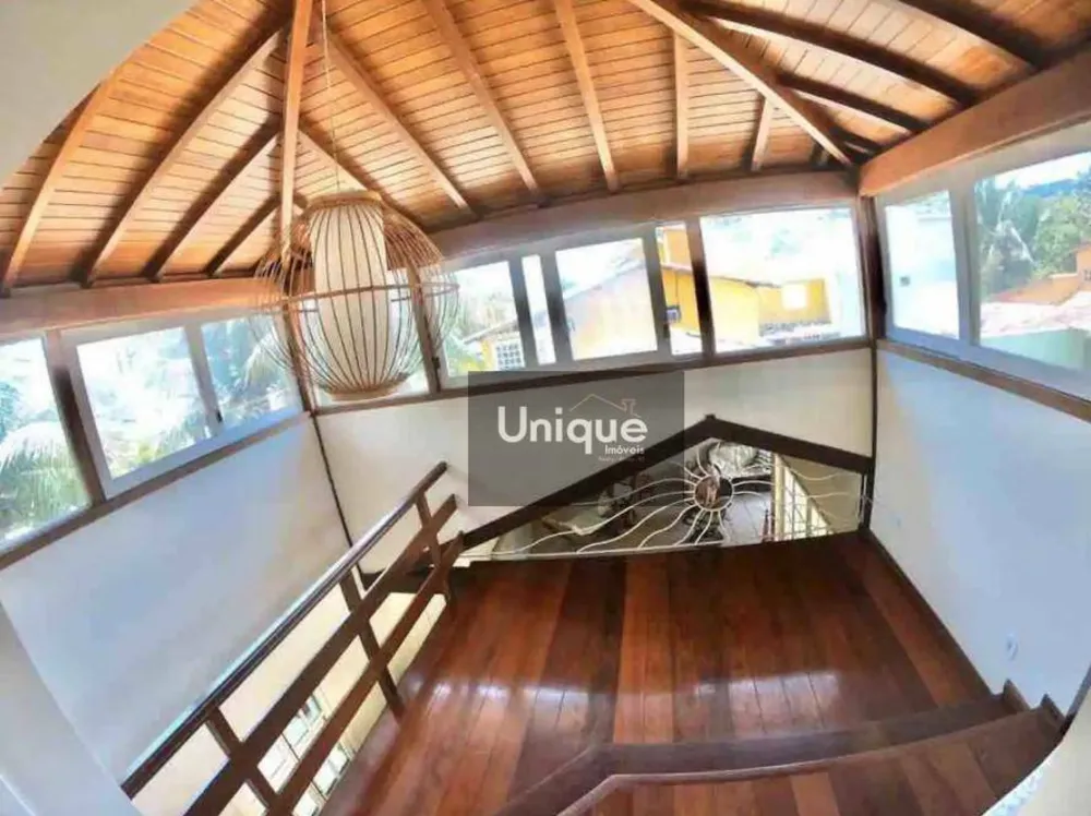 Casa, 4 quartos, 250 m² - Foto 2