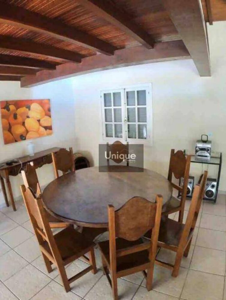 Casa, 4 quartos, 250 m² - Foto 2