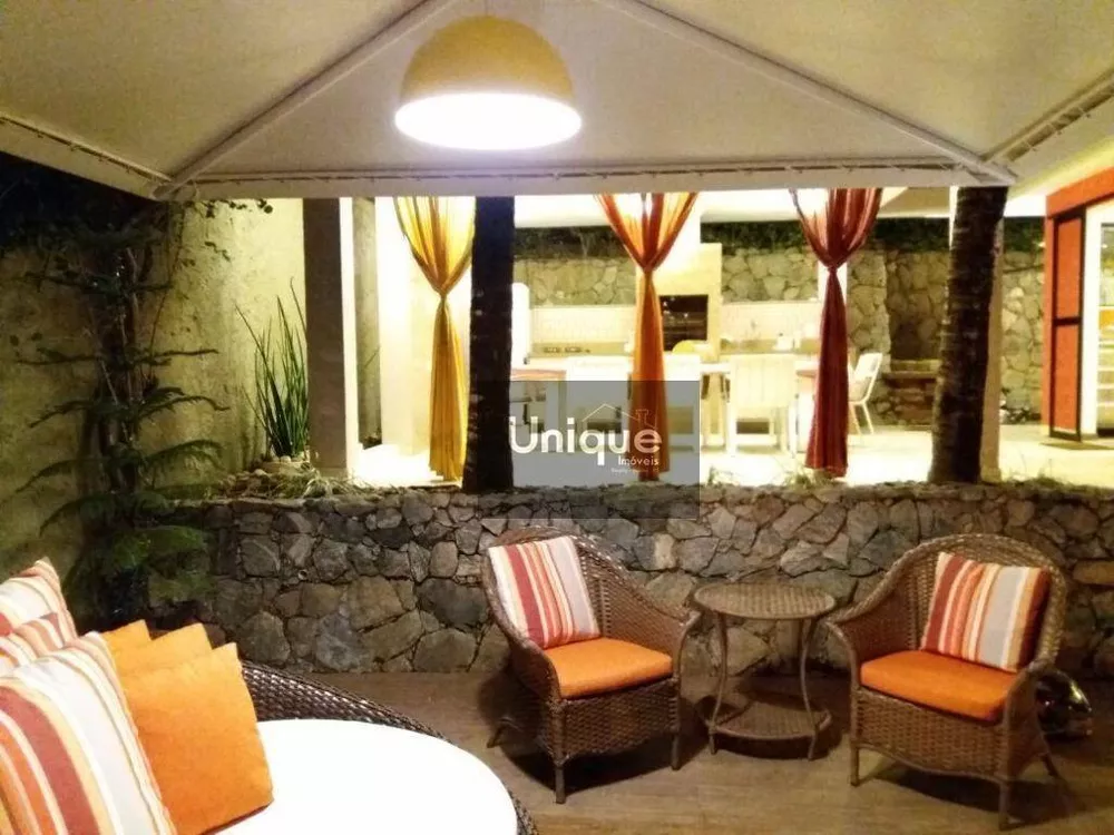 Casa, 5 quartos, 300 m² - Foto 47