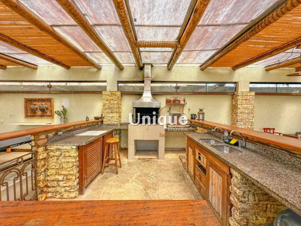 Casa, 8 quartos, 270 m² - Foto 4