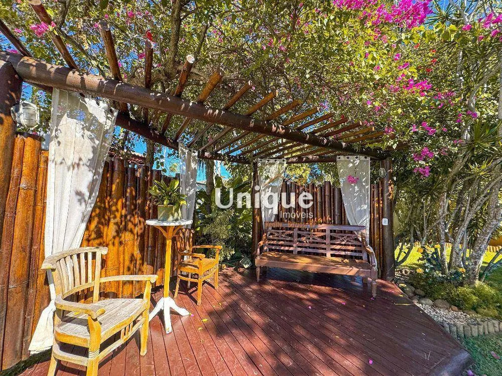 Casa, 5 quartos, 269 m² - Foto 3