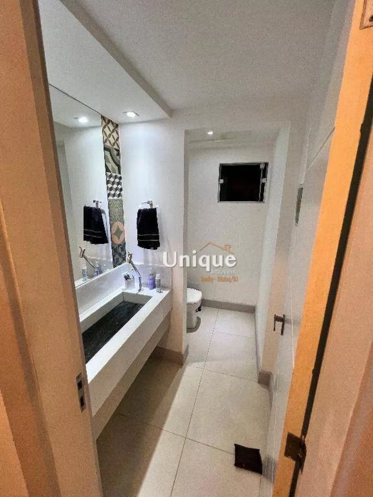 Casa, 4 quartos, 240 m² - Foto 22