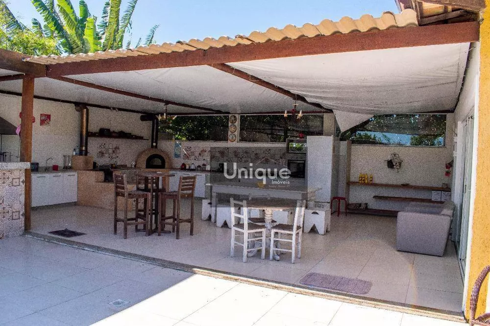 Casa de Condomínio, 4 quartos - Foto 1