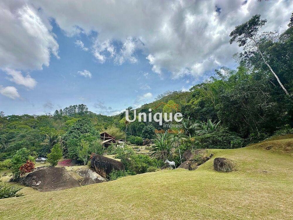 Sítio à venda com 4 quartos, 300m² - Foto 4