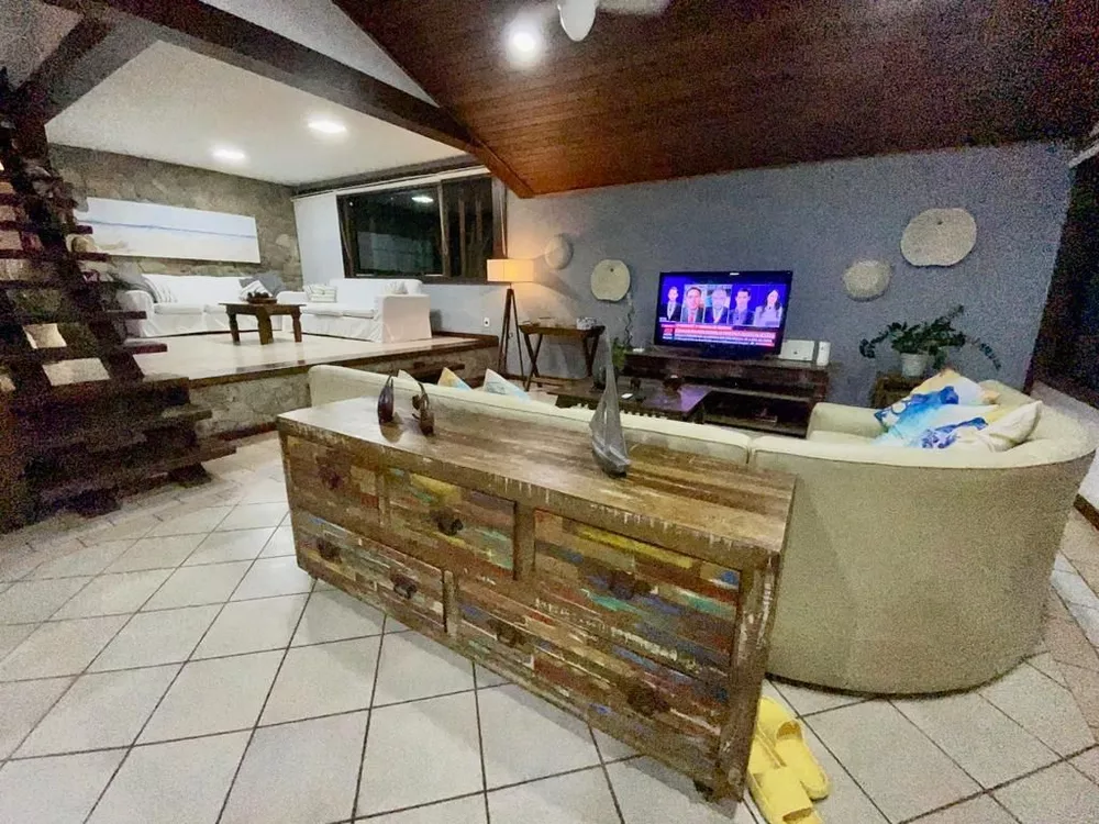 Casa, 6 quartos, 300 m² - Foto 4