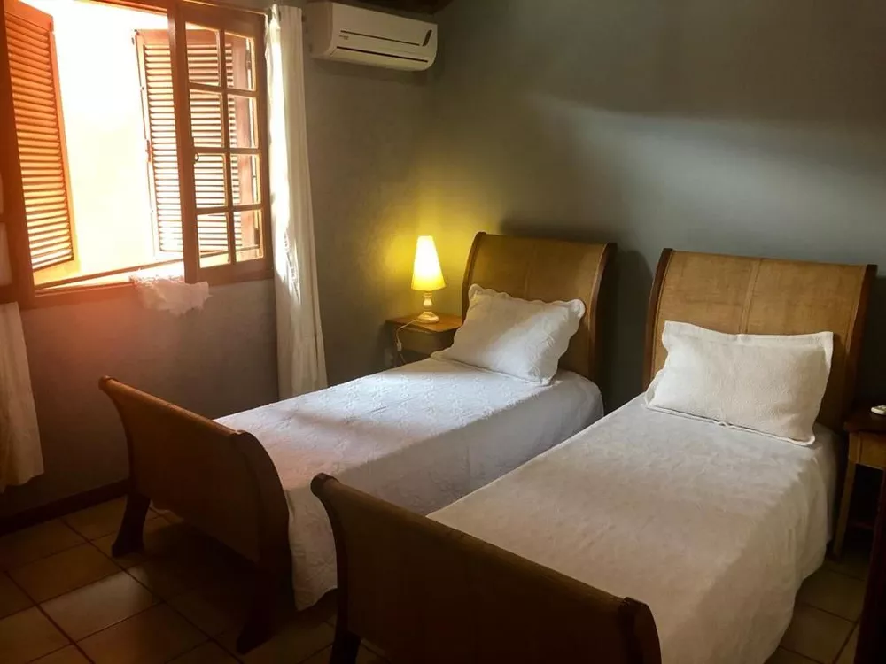 Casa, 6 quartos, 300 m² - Foto 3