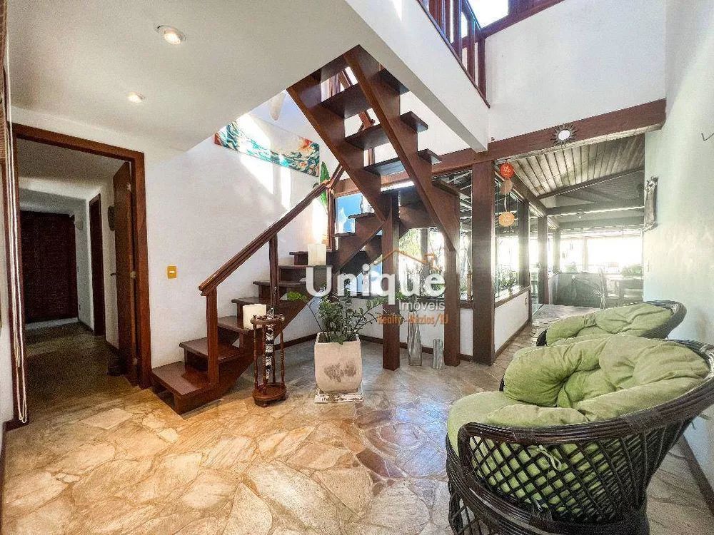 Casa, 4 quartos, 260 m² - Foto 31
