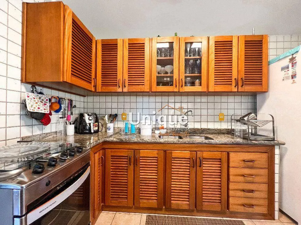 Casa, 4 quartos, 260 m² - Foto 16
