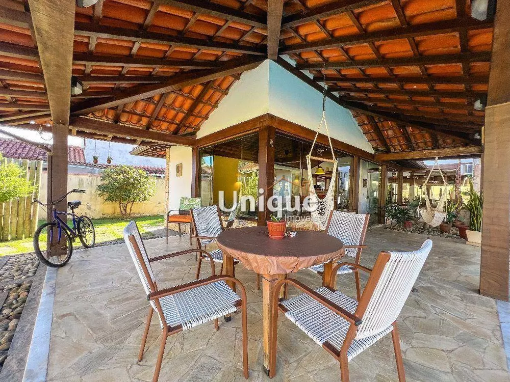 Casa, 4 quartos, 260 m² - Foto 9
