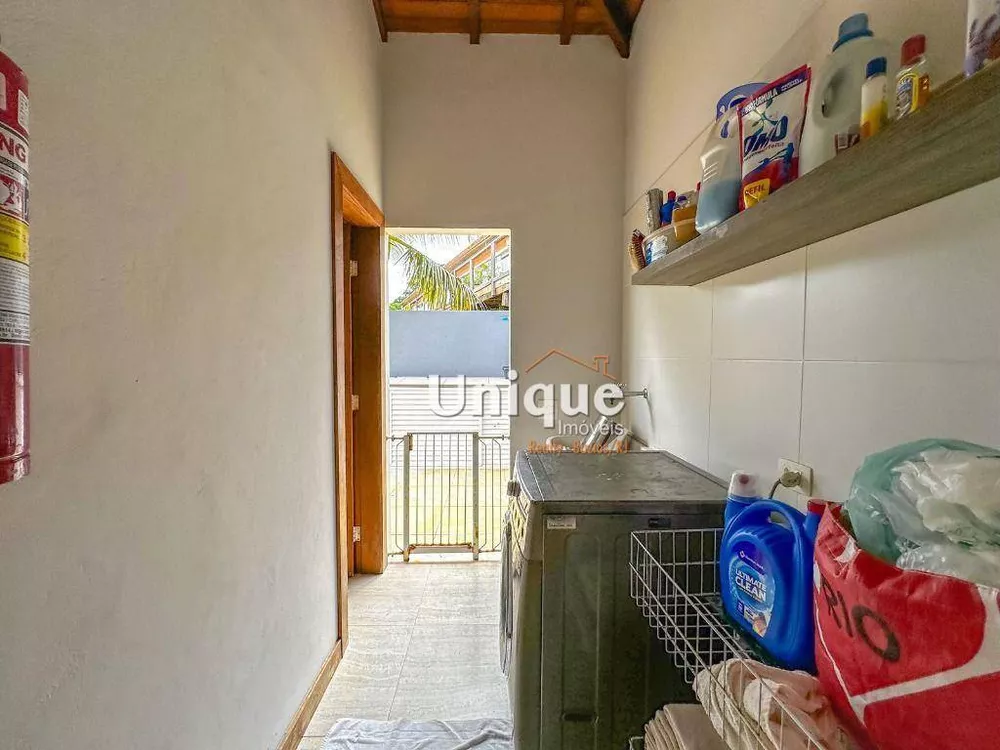 Casa, 4 quartos, 218 m² - Foto 25