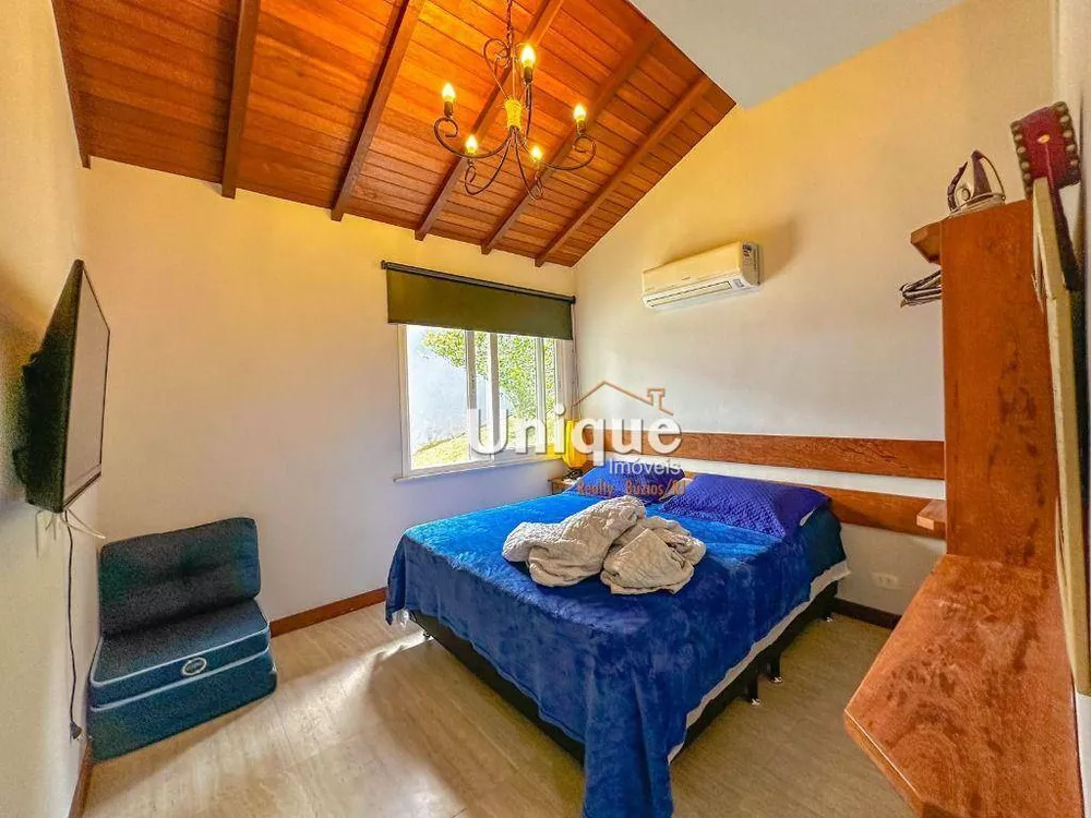 Casa, 4 quartos, 218 m² - Foto 19