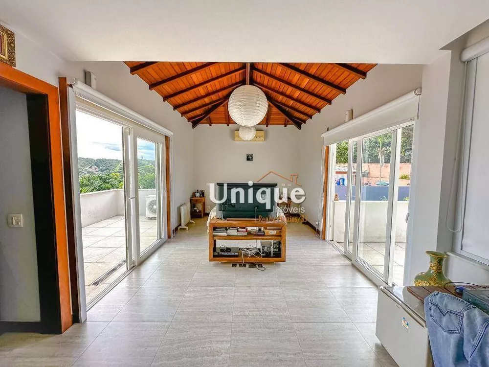 Casa, 4 quartos, 218 m² - Foto 14