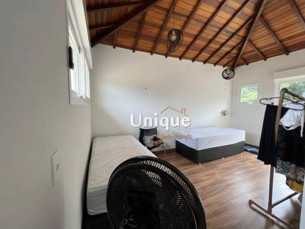 Casa, 5 quartos, 195 m² - Foto 3