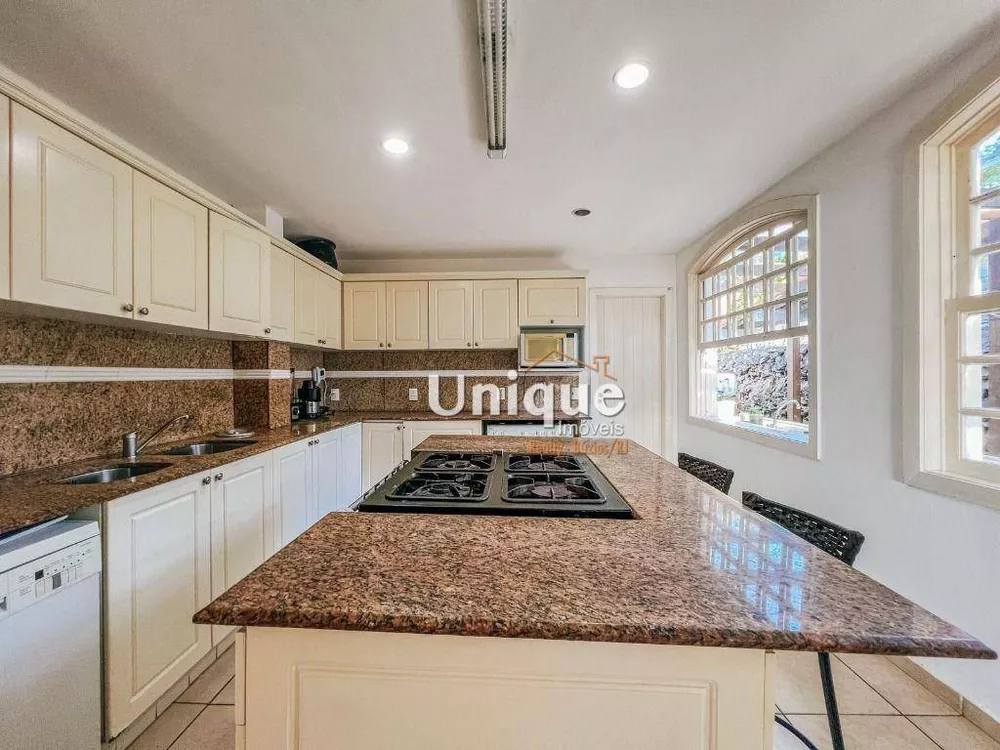 Casa, 7 quartos, 645 m² - Foto 5