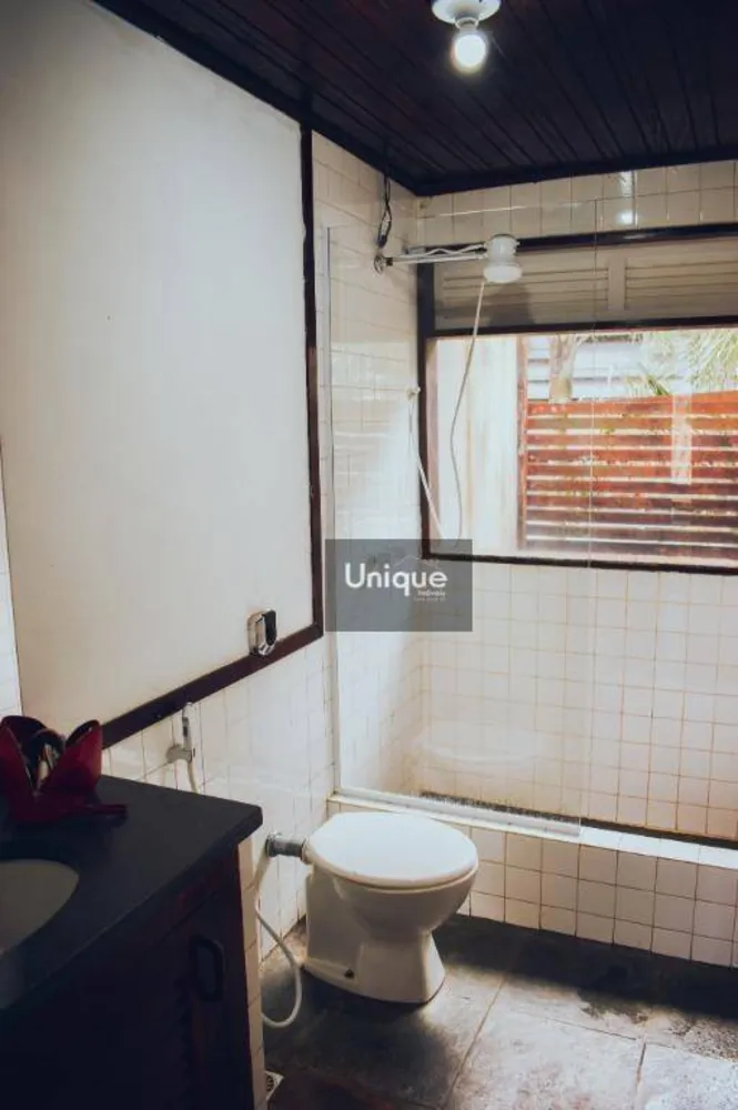 Casa, 4 quartos, 270 m² - Foto 9