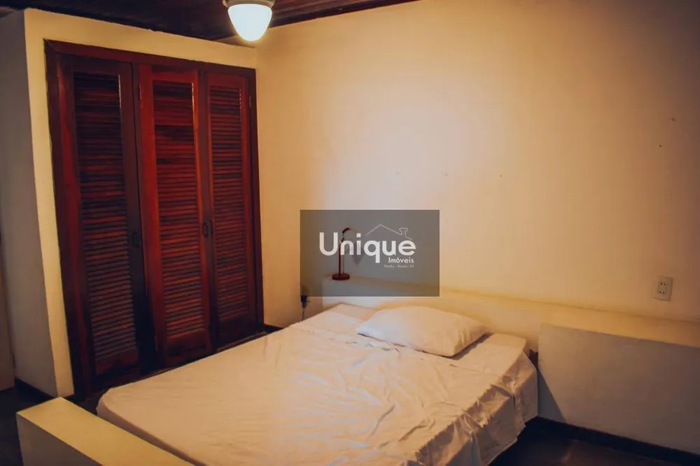Casa, 4 quartos, 270 m² - Foto 13