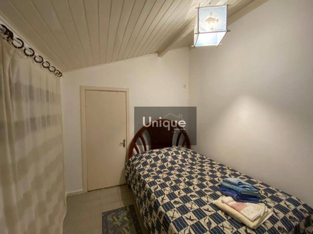 Casa à venda com 4 quartos, 300m² - Foto 3