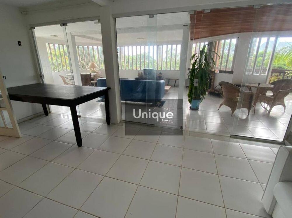 Casa à venda com 4 quartos, 300m² - Foto 6