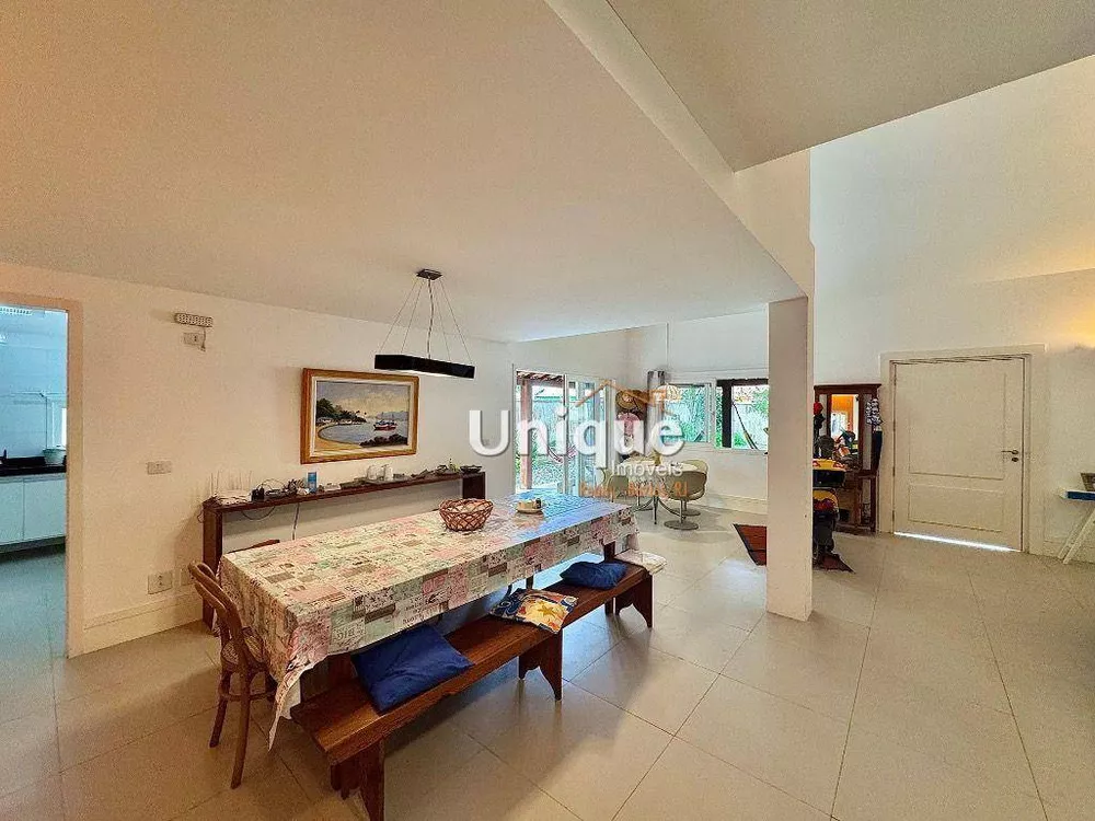 Casa, 3 quartos, 230 m² - Foto 10