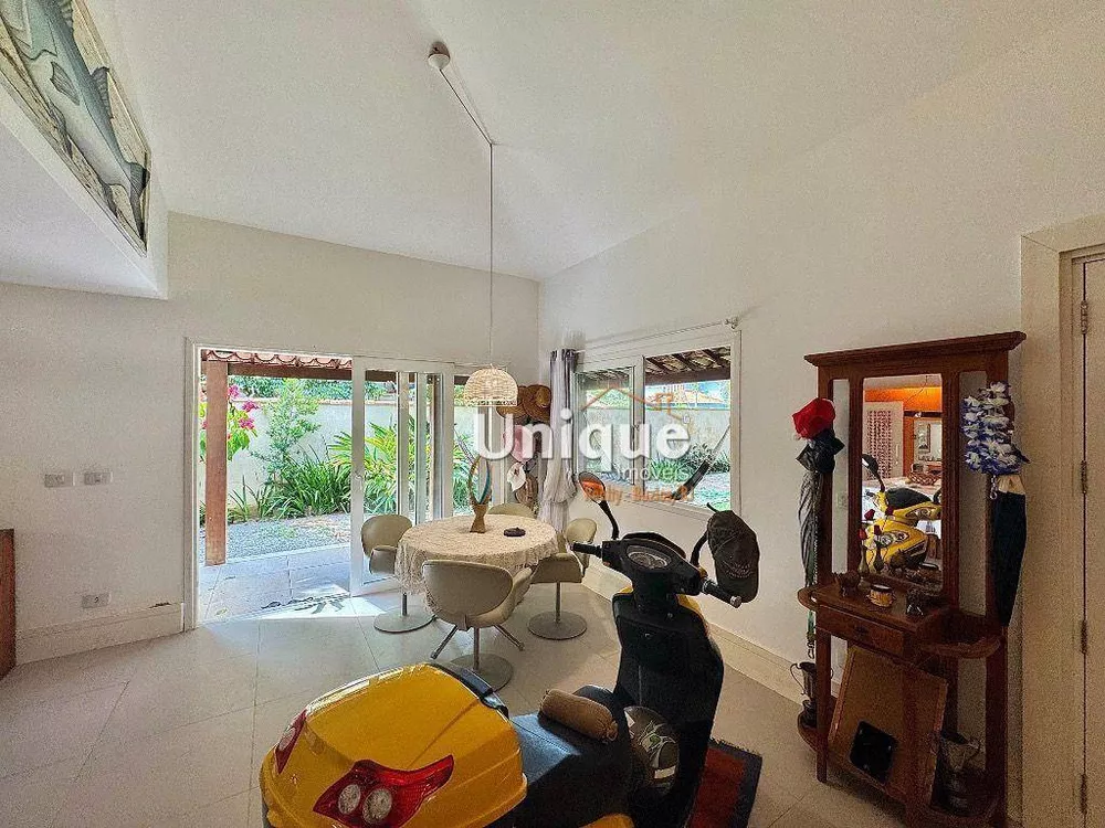 Casa, 3 quartos, 230 m² - Foto 11