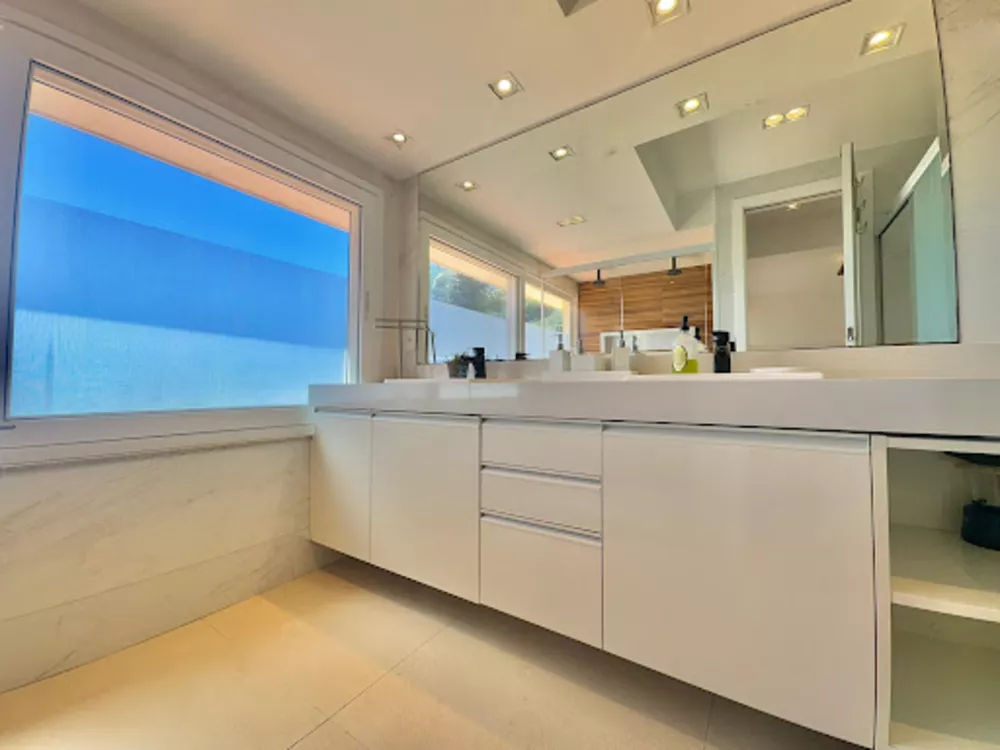 Casa, 4 quartos, 250 m² - Foto 19