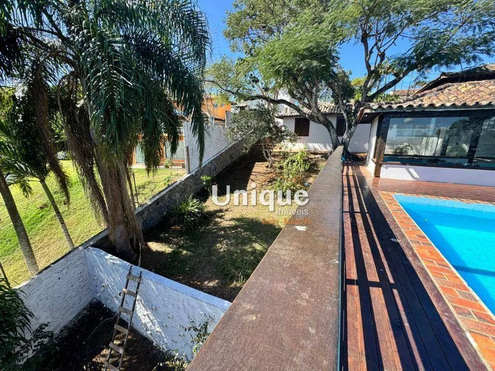 Casa, 5 quartos, 330 m² - Foto 4