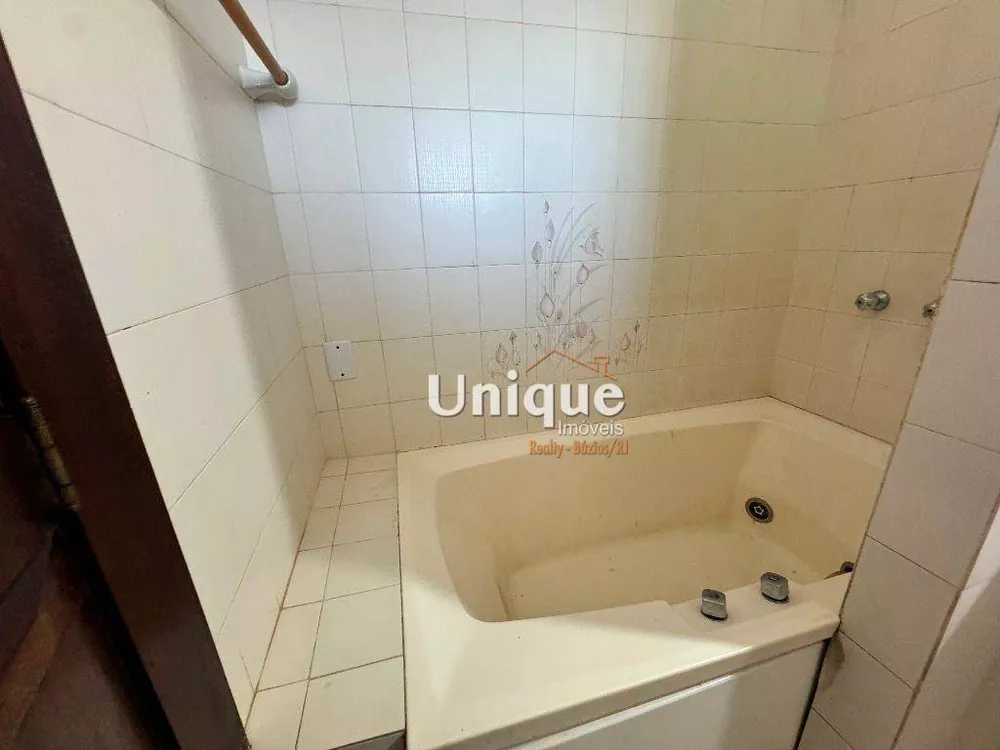 Casa, 5 quartos, 330 m² - Foto 32